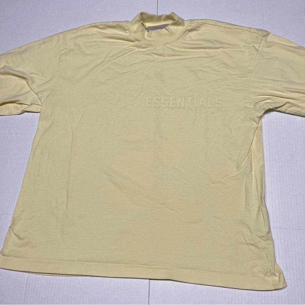 Fear Of God Essentials Mens Size S Pale Yellow Long Sleeve Over Sized T-Shirt - Picture 3 of 9